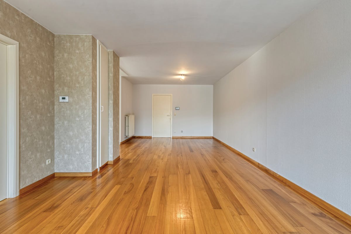 Instapklaar appartement met terras te koop in Roeselare. - foto 4