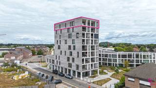 Bij ImmoFusion 7/7 “open huis” : klik op onze 3D-TOUR.Ervaar vastgoed alsof je er zelf doorloopt!Welkom in dit exclusieve penthouse op de 8ste...