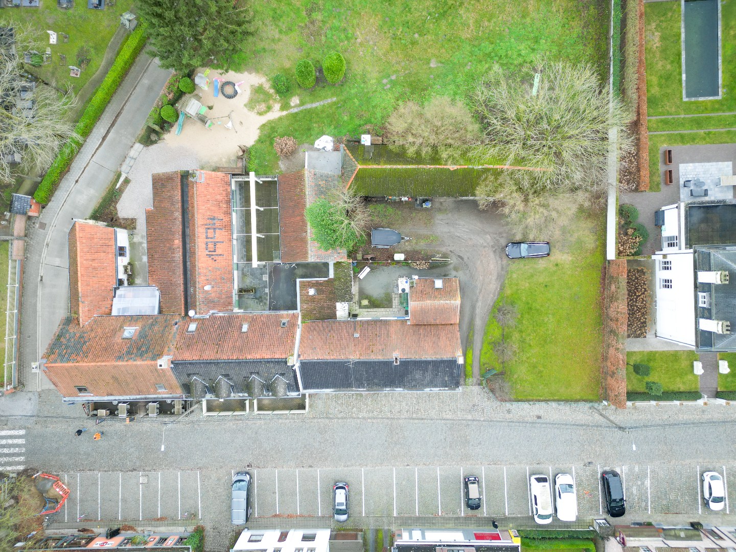 Prachtige verkoop centrum Lozer. Tal van mogelijkheden! - foto 4