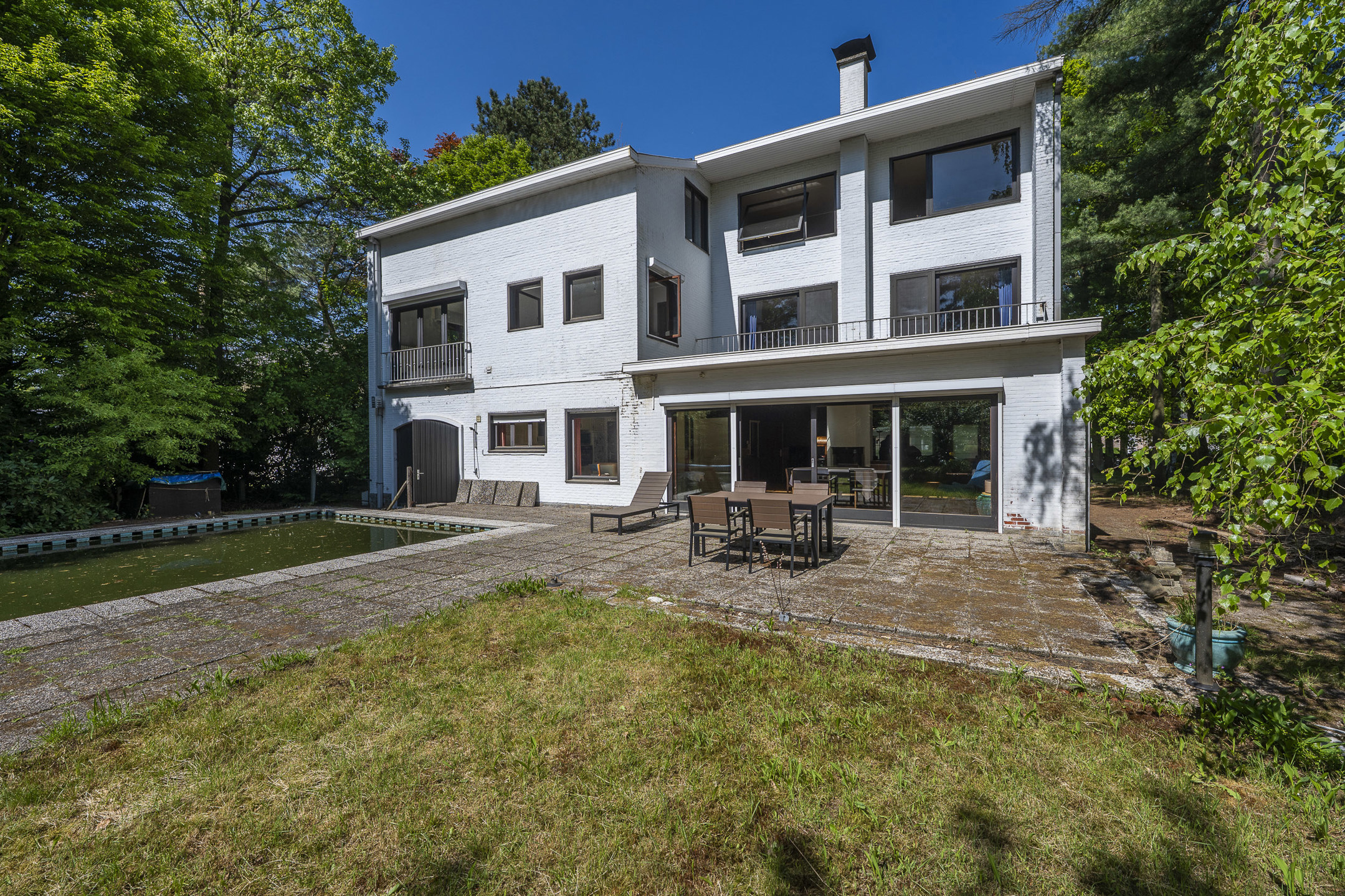Unieke te renoveren villa op riant perceel - foto 1