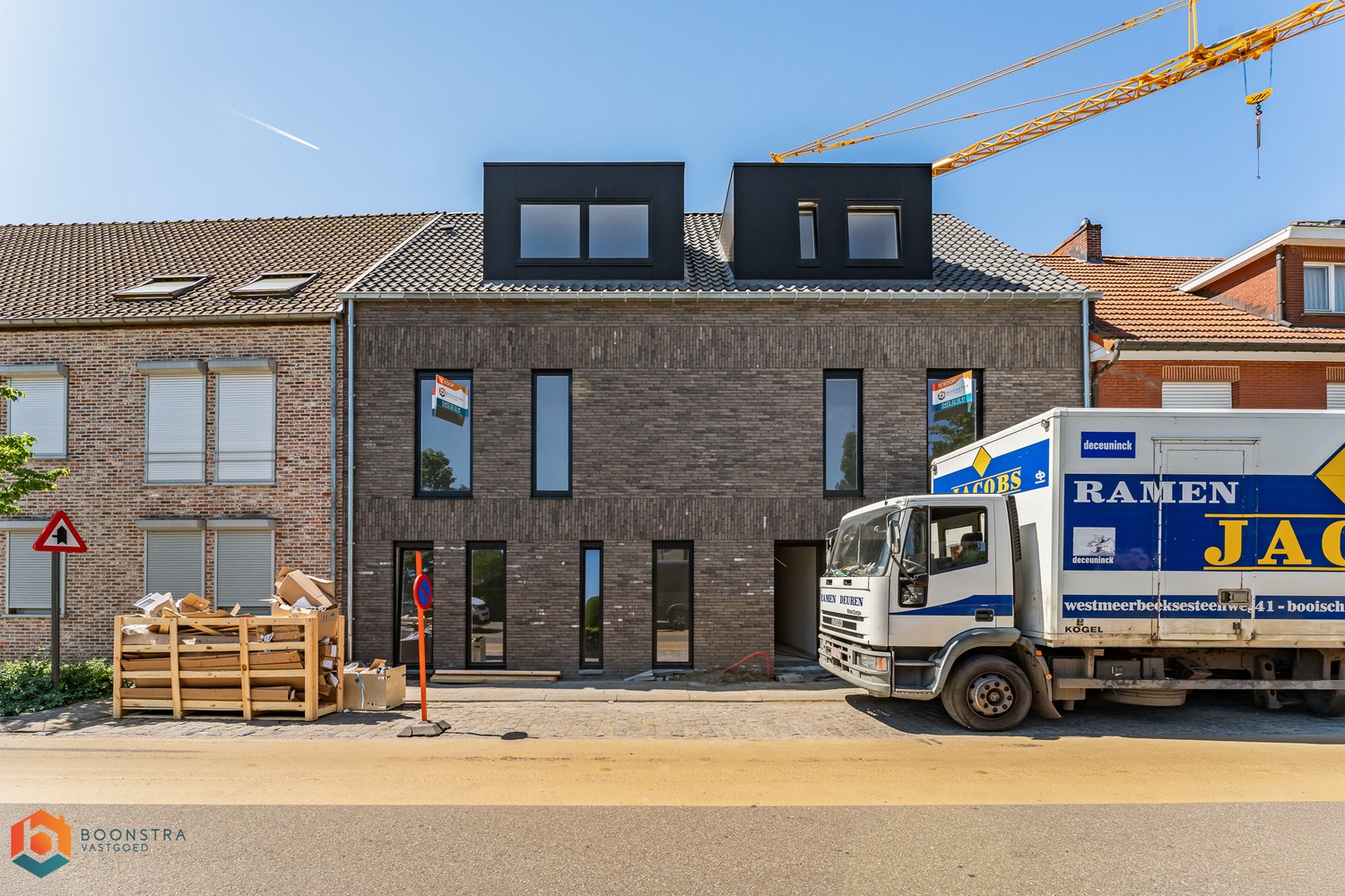 Ruim gelijkvloers app. met 3 slpkrs en tuin - foto 1