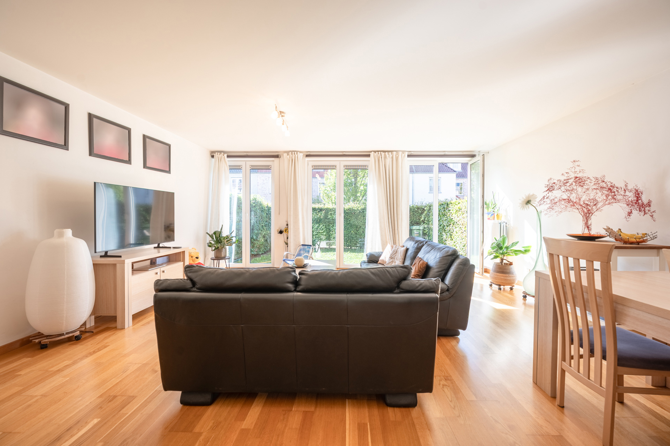 Gelijkvloers 3-slaapkamerappartement met tuin - foto 5