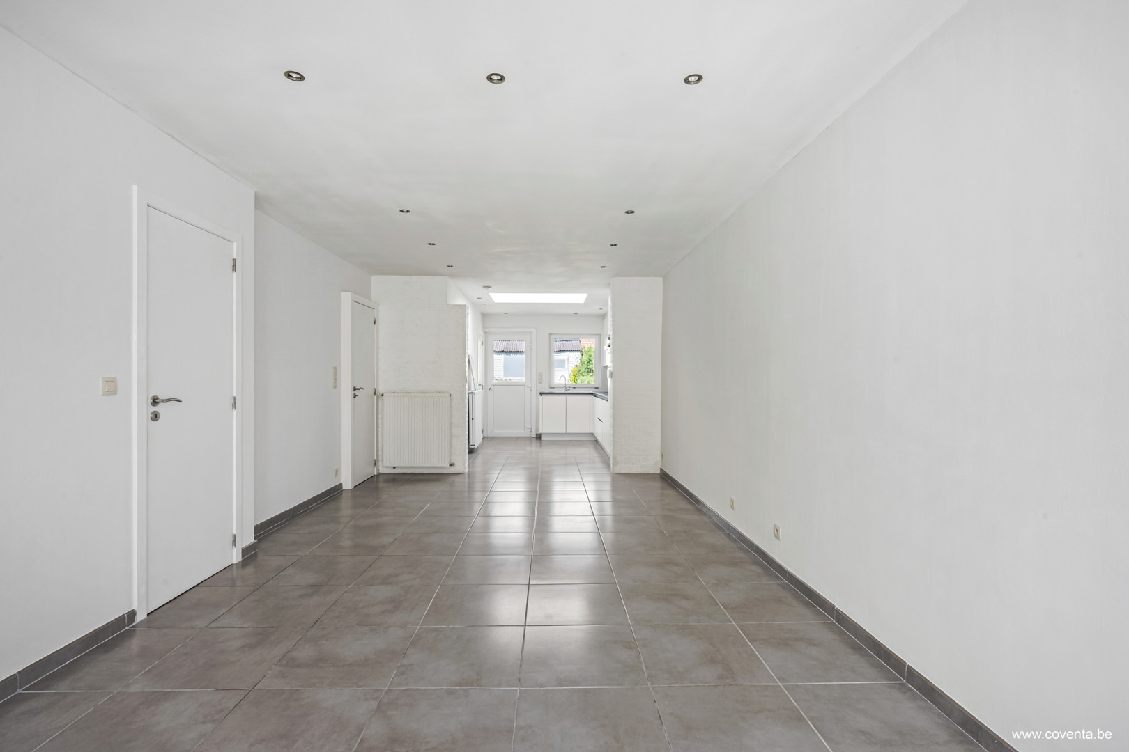 House for sale in Roeselare with 3 bedrooms - photo 2