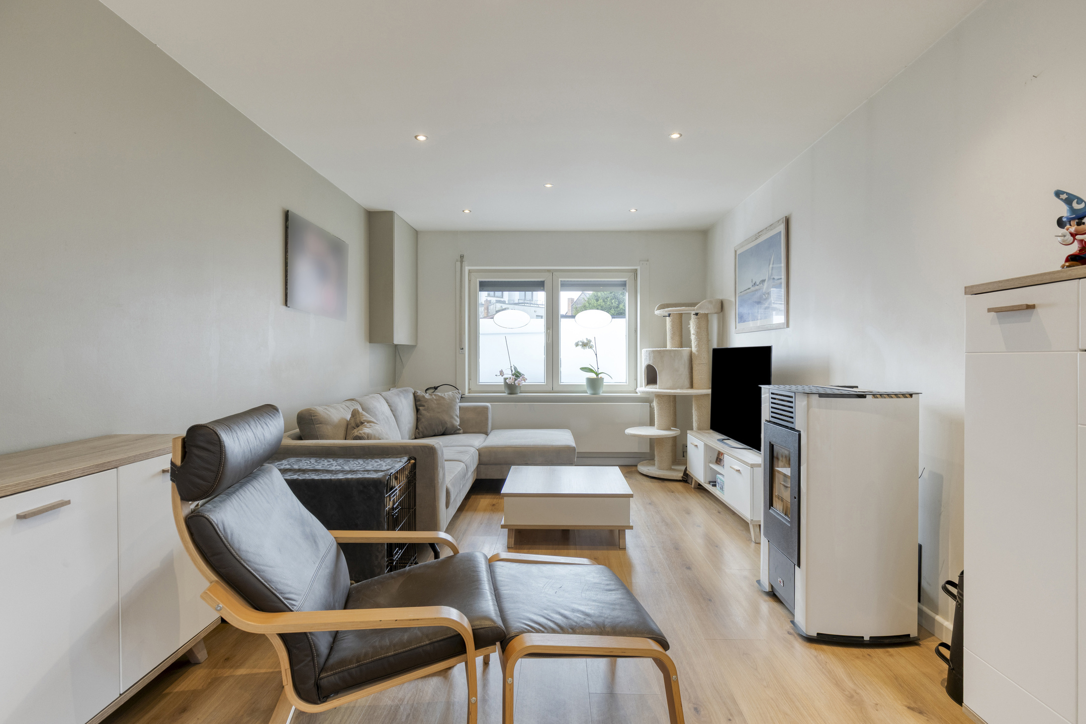 IN OPTIE. Instapklare woning met 2 slpk's en een ruime tuin. - foto 3