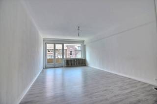 ***Wil je meer info of wens je een afspraak? Nathan helpt je graag: nathan.dillen@copper.be***In een rustige straat in Laken, op het adres Rue de...