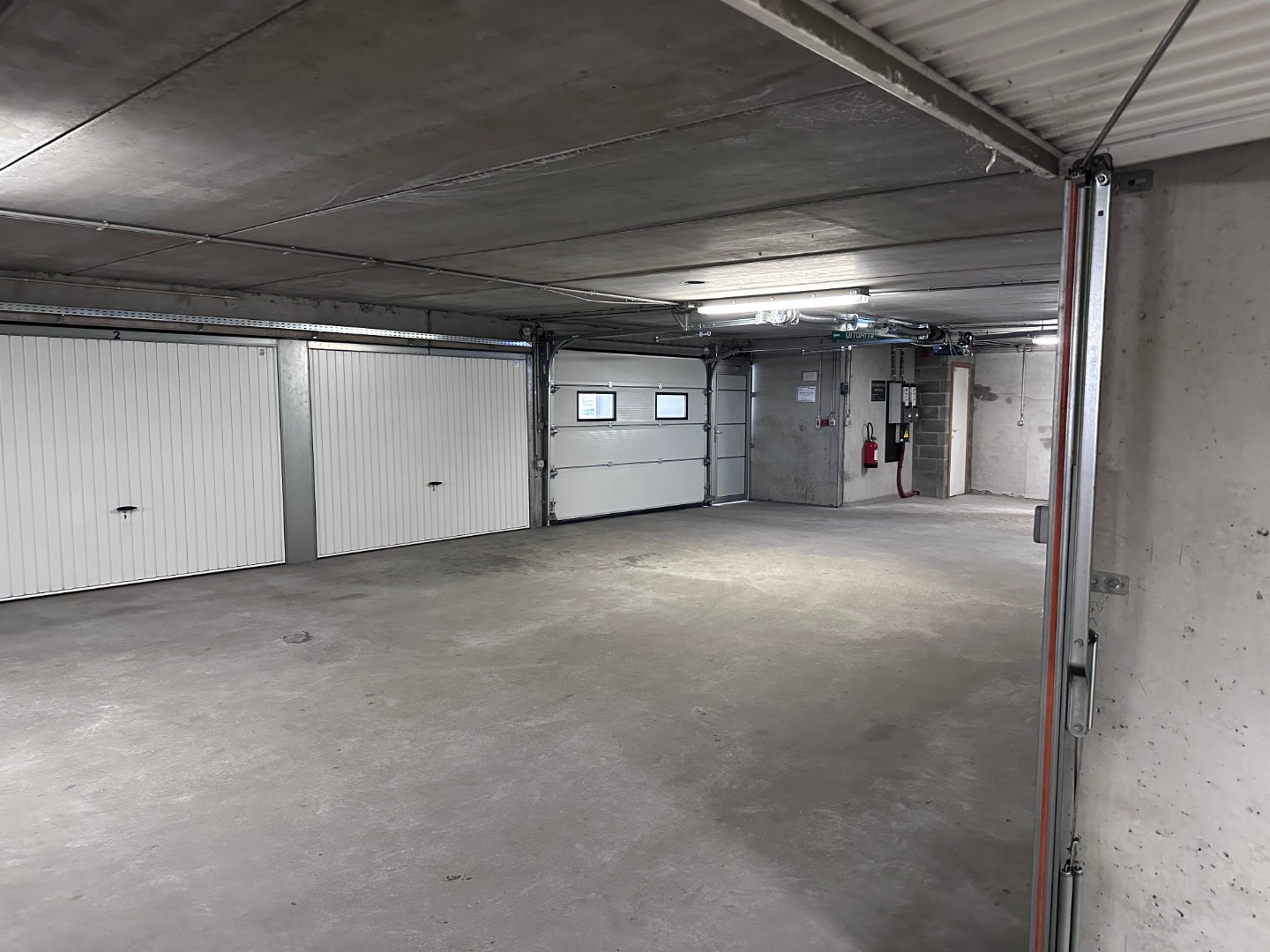 Goed bereikbare garagebox nabij het commerciële centrum van Knokke! - foto 5