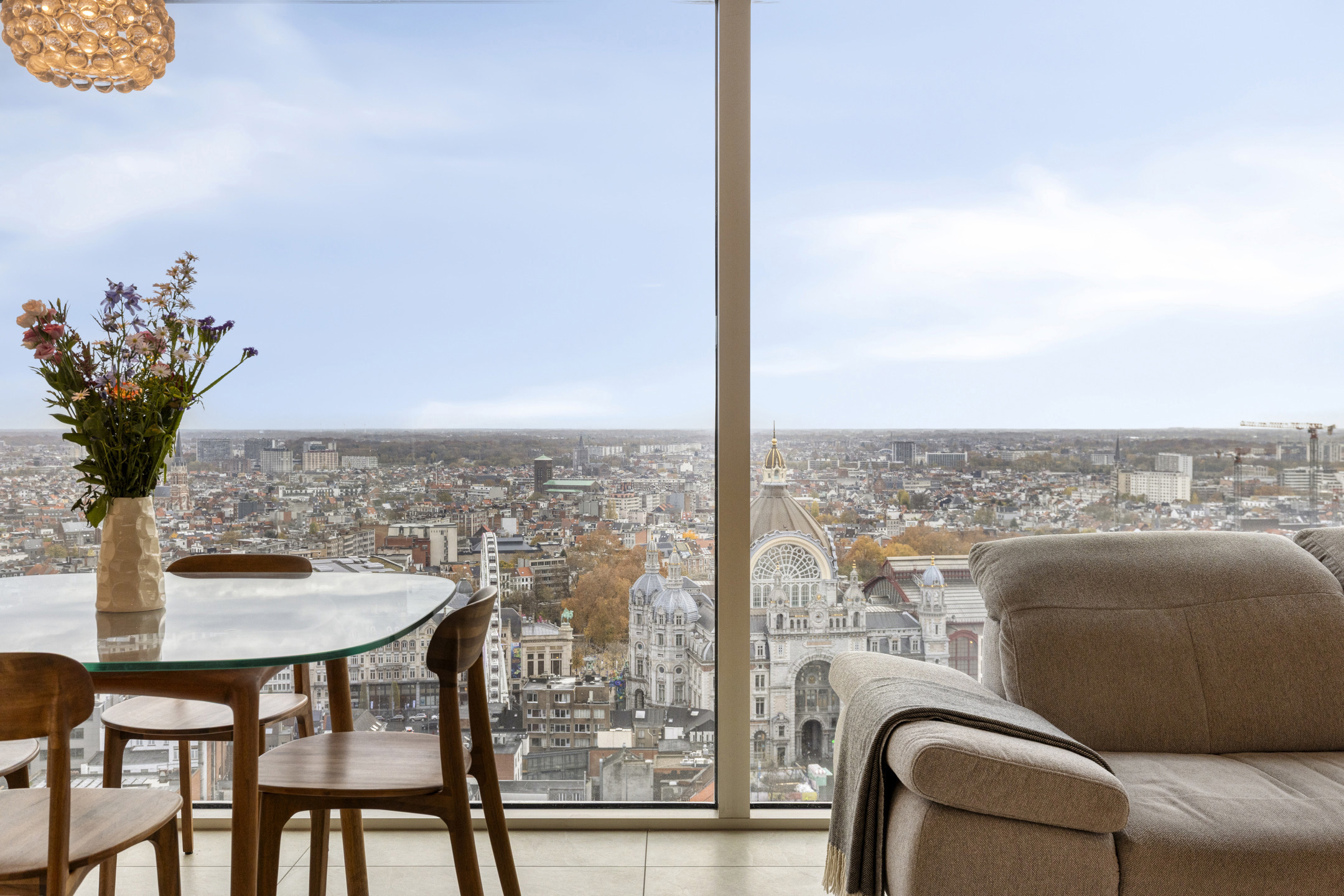 Exclusief appartement met subliem zicht over Antwerpen. - foto 1