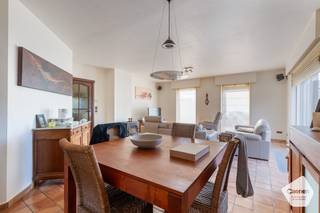 OPENDEURDAG OP ZATERDAG 4 APRIL 2026 tussen 9u30 en 12u30 (op afspraak)U kunt een BOD uitbrengen op deze woning, rekening houdend met de...