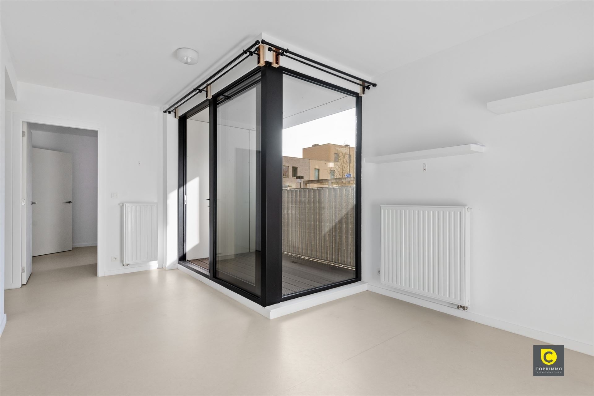 Gelijkvloers app.: 1 slk en T - foto 2