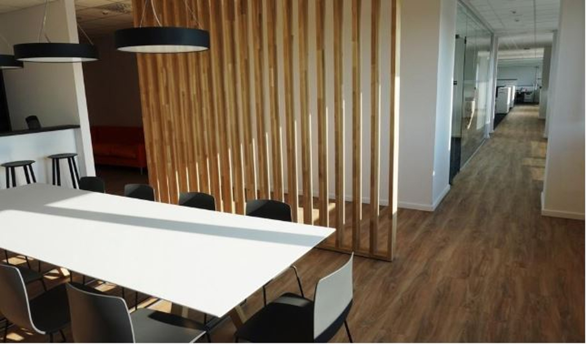 Nieuwbouwkantoorruimtes te huur, ca. 5min rijden van de E40 - foto 2