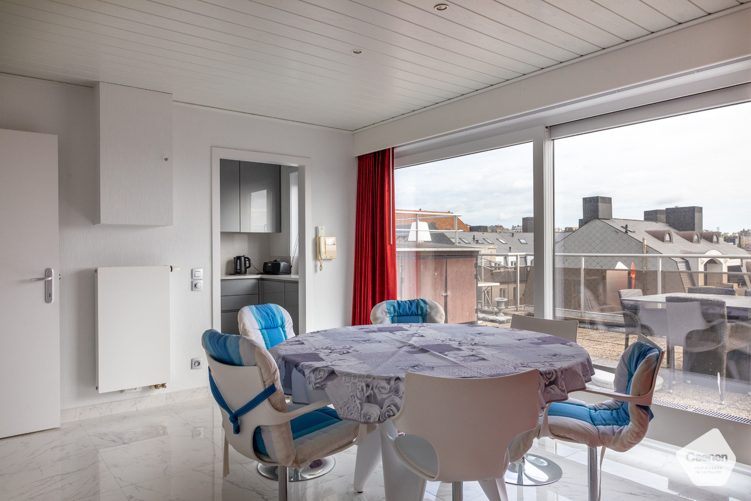 Penthouse met 2 slaapkamers te koop in het hartje van Blankenberge! - foto 4