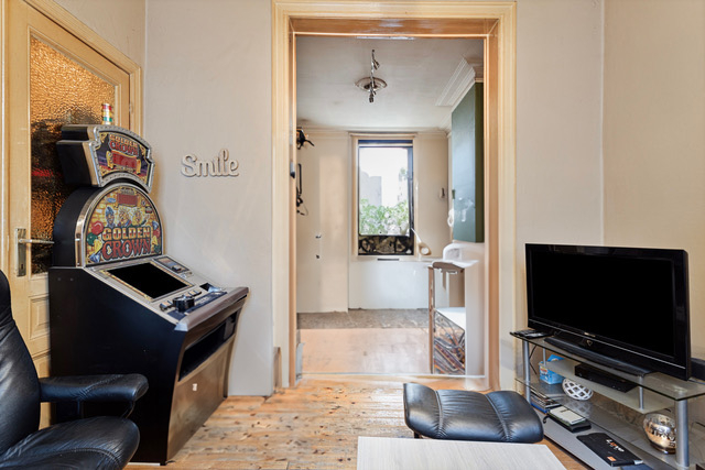 Ruime en karaktervolle woning in het hart van Gentbrugge - foto 3