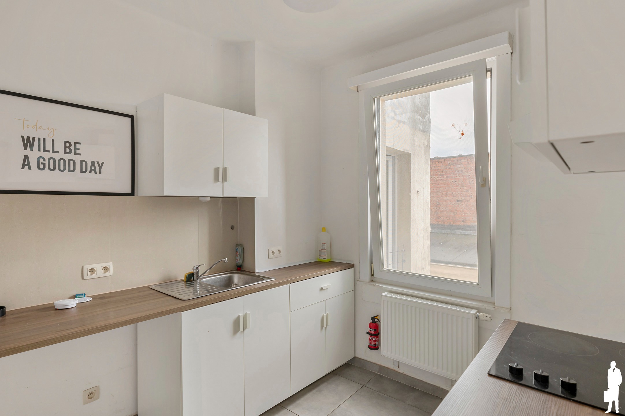 Volledig verhuurd opbrengsteigendom met 12 appartementen vergund, conform en uitstekend rendement - foto 5