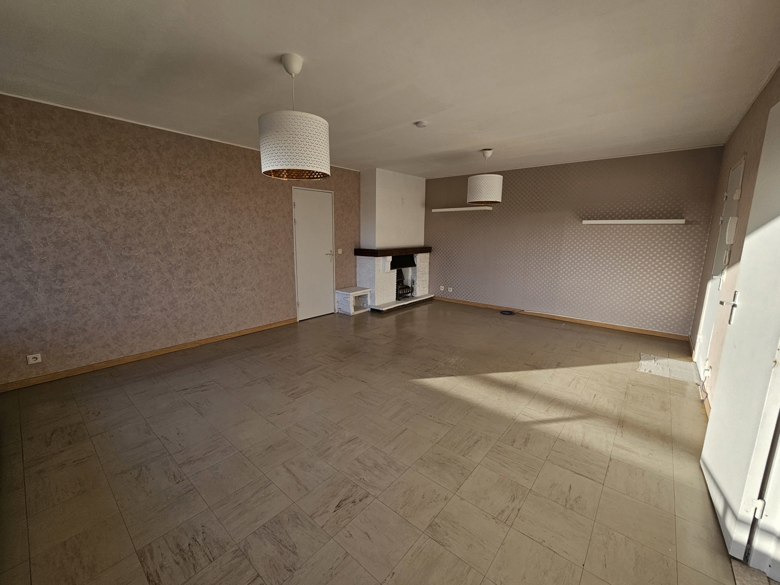 Goed gelegen appartement met 3 slaapkamers en staanplaats - foto 3