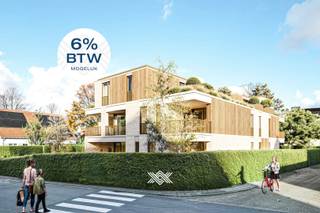 Dit tweeslaapkamer appartement met een oppervlakte van 108 m² is gelegen op het gelijkvloers verdiep van gebouw Vespera, aan de kant...