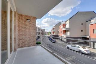 In het centrum van Paal op zoek naar comfortabel en energiezuinig wonen? Dit instapklare appartement met ondergrondse garage en een gunstige...