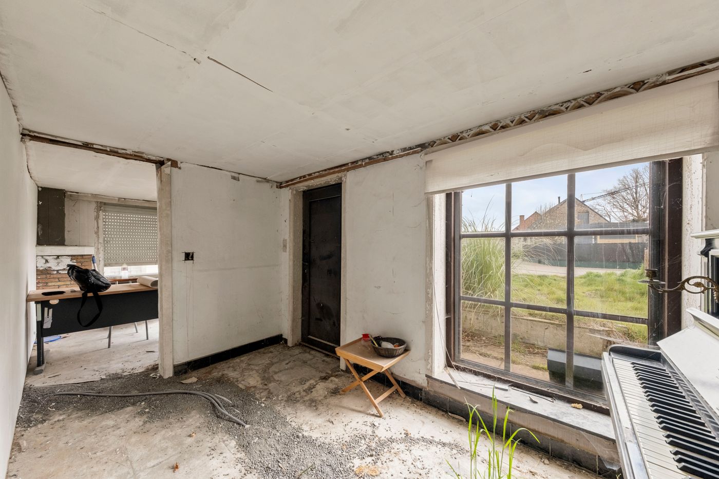 Unieke kans - renovatieproject met veel potentieel in Koekelare - foto 4