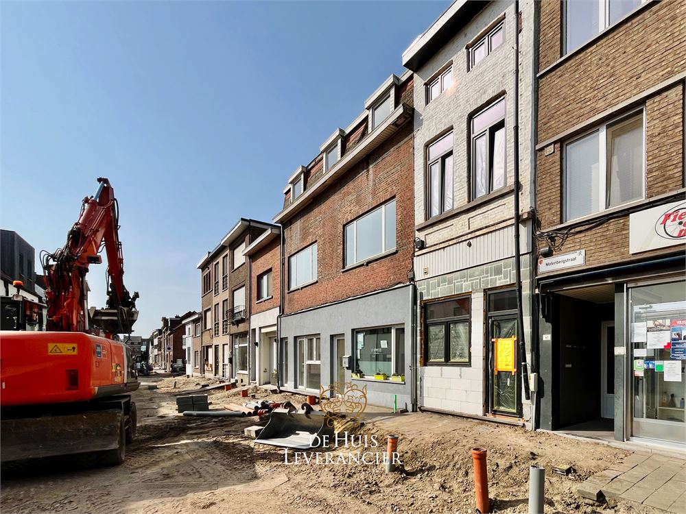 Uniek gebouw met handel en woongelegenheden te koop in Rumst - foto 4