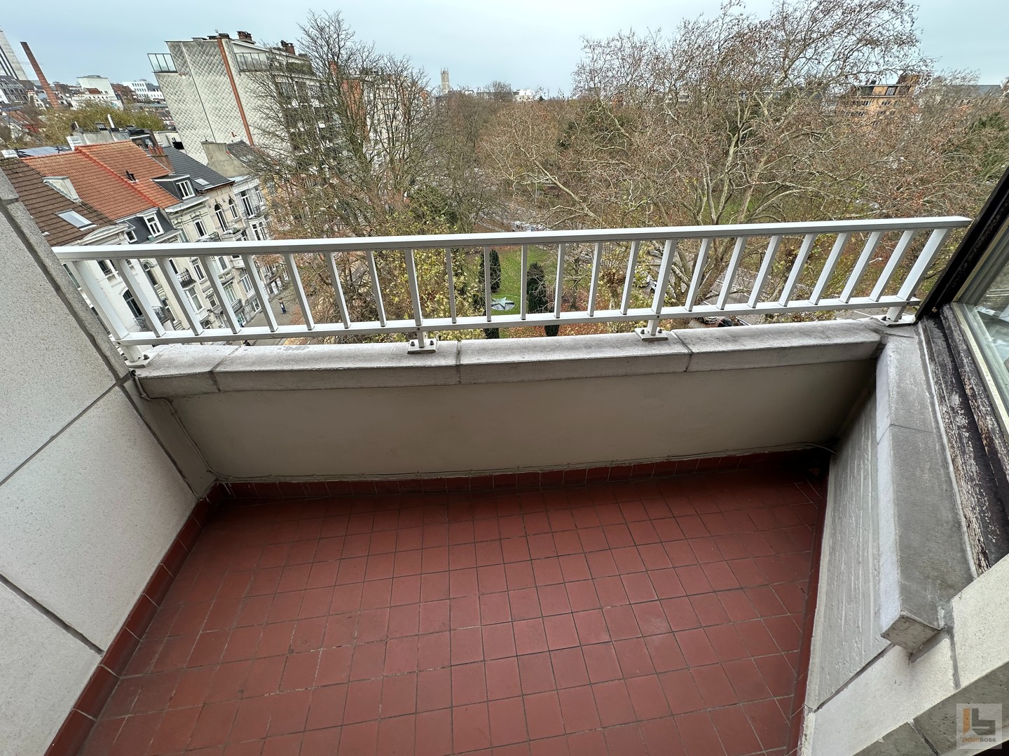 Ruim 2 slaapkamer appartement met prachtig zicht! - foto 5