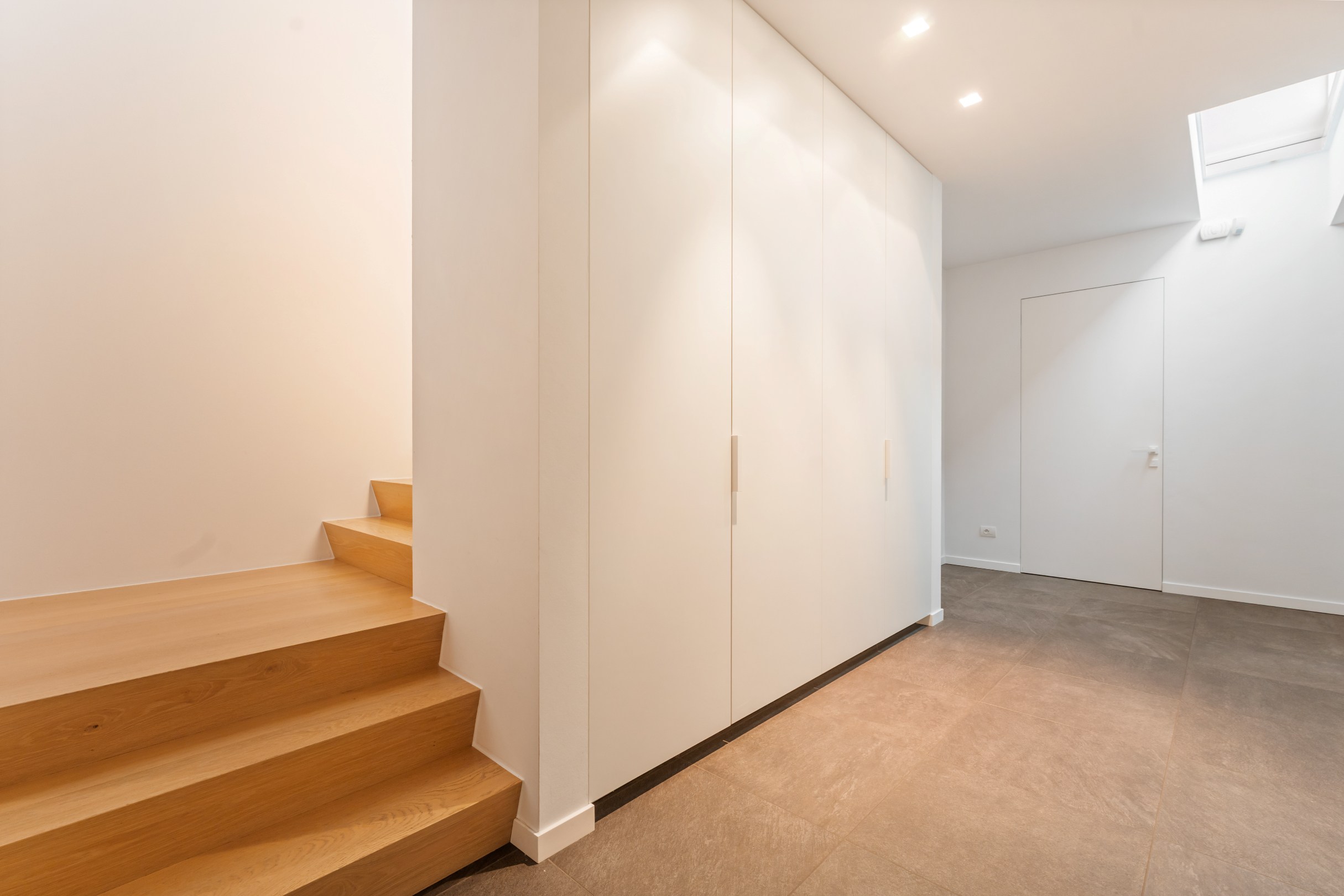 Villa moderne et économe en énergie sur 1 750 m². - photo 5