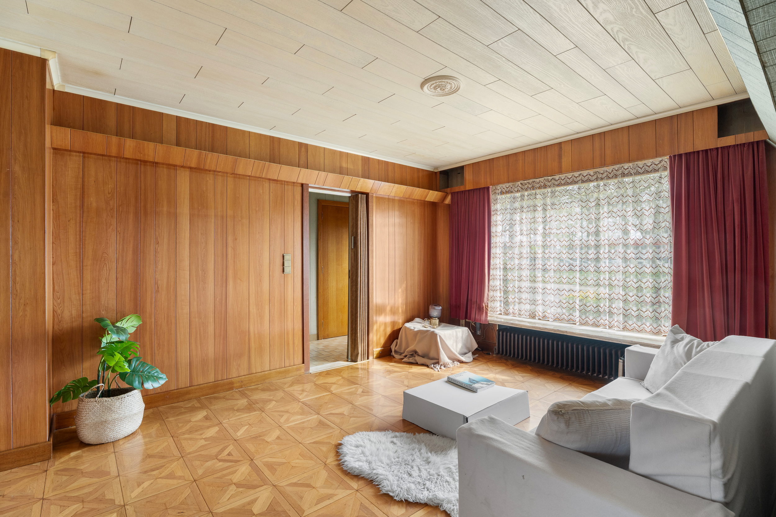 Ruime halfopen woning met 4 slaapkamers in centrum - foto 4