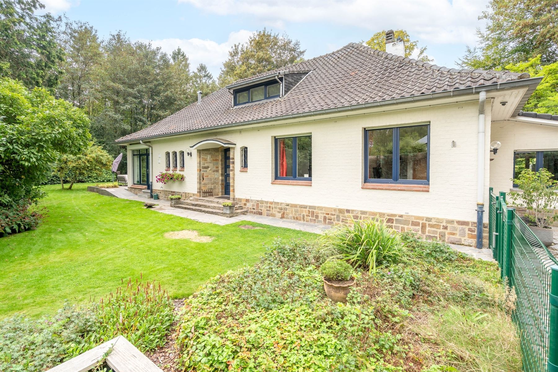 Uitzonderlijke villa omgeven door groen - foto 2