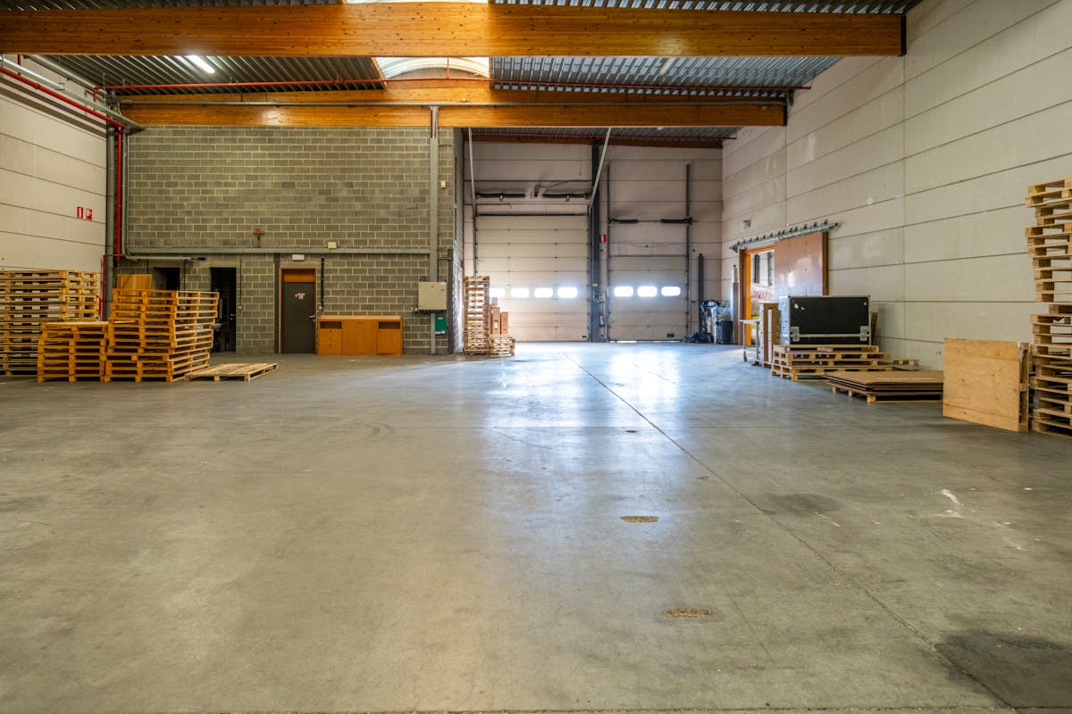 Bedrijfsgebouw te huur in Deerlijk - foto 4