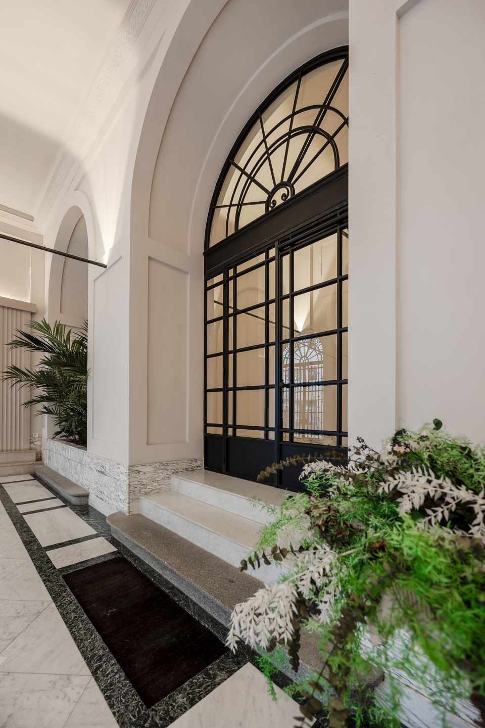 Appartement à vendre à Anvers avec 4 chambres - photo 2