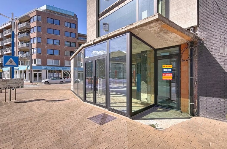 Commercial for sale in Koksijde - photo 3