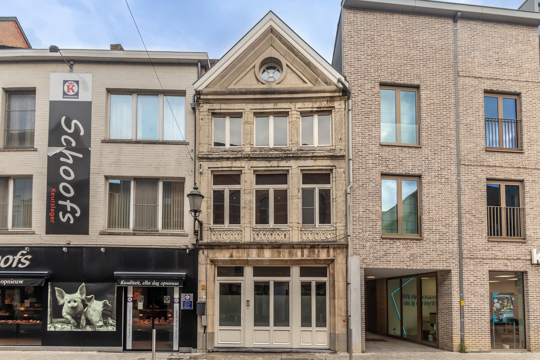 Grote woning met tal van mogelijkheden in bruisend centrum - foto 1