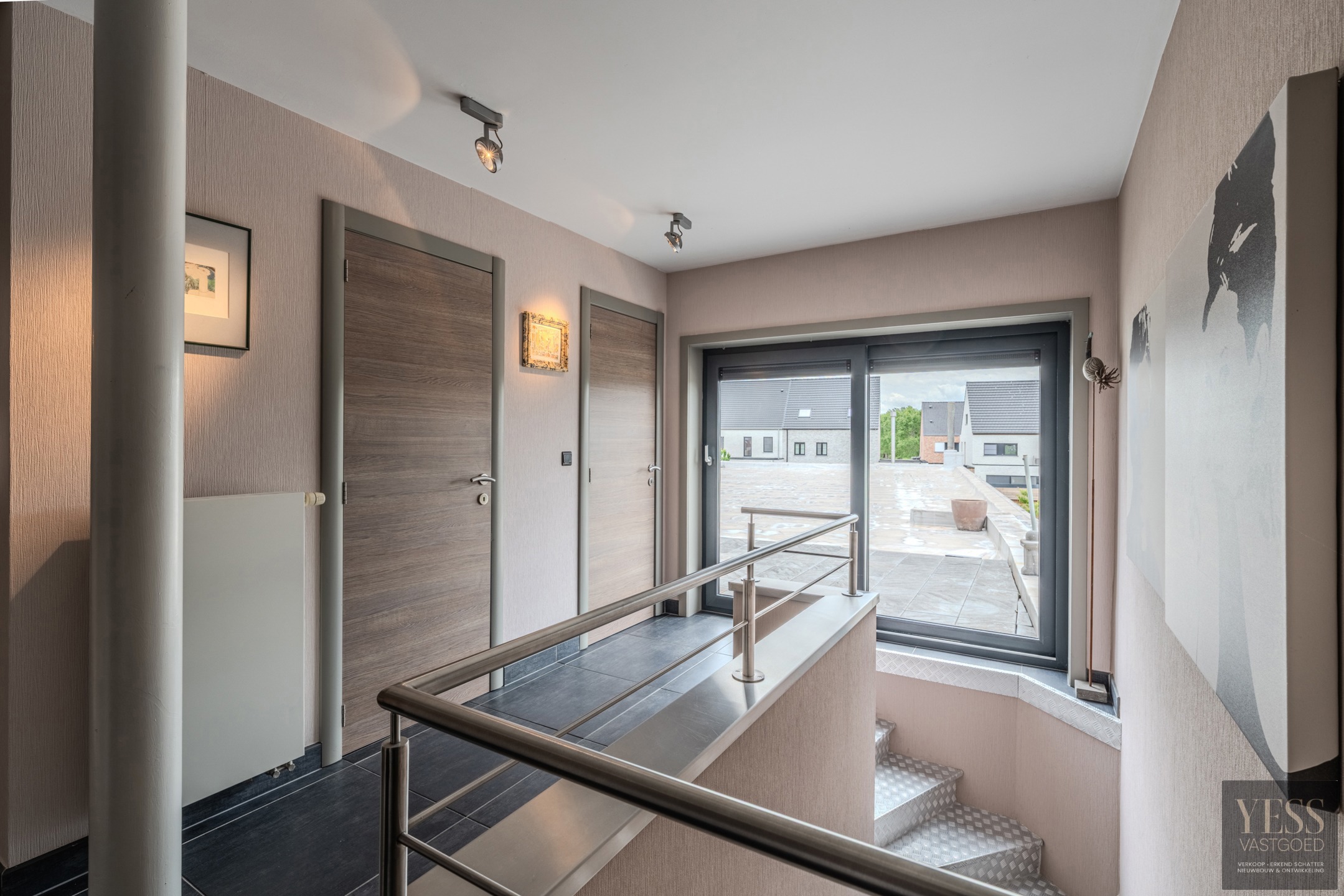 Uniek pand 236m2 bewoonbaar + atelier/winkel/opslag 475m2! - foto 5