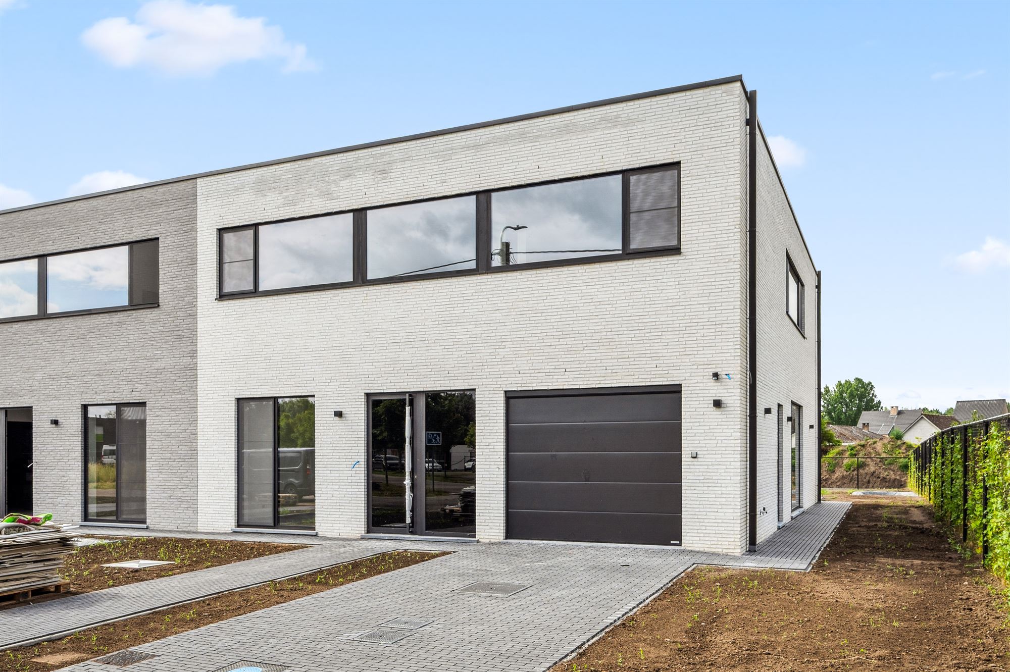 BEN-woning met 4 slpk, bureel &amp; tuin onder registratie - foto 1
