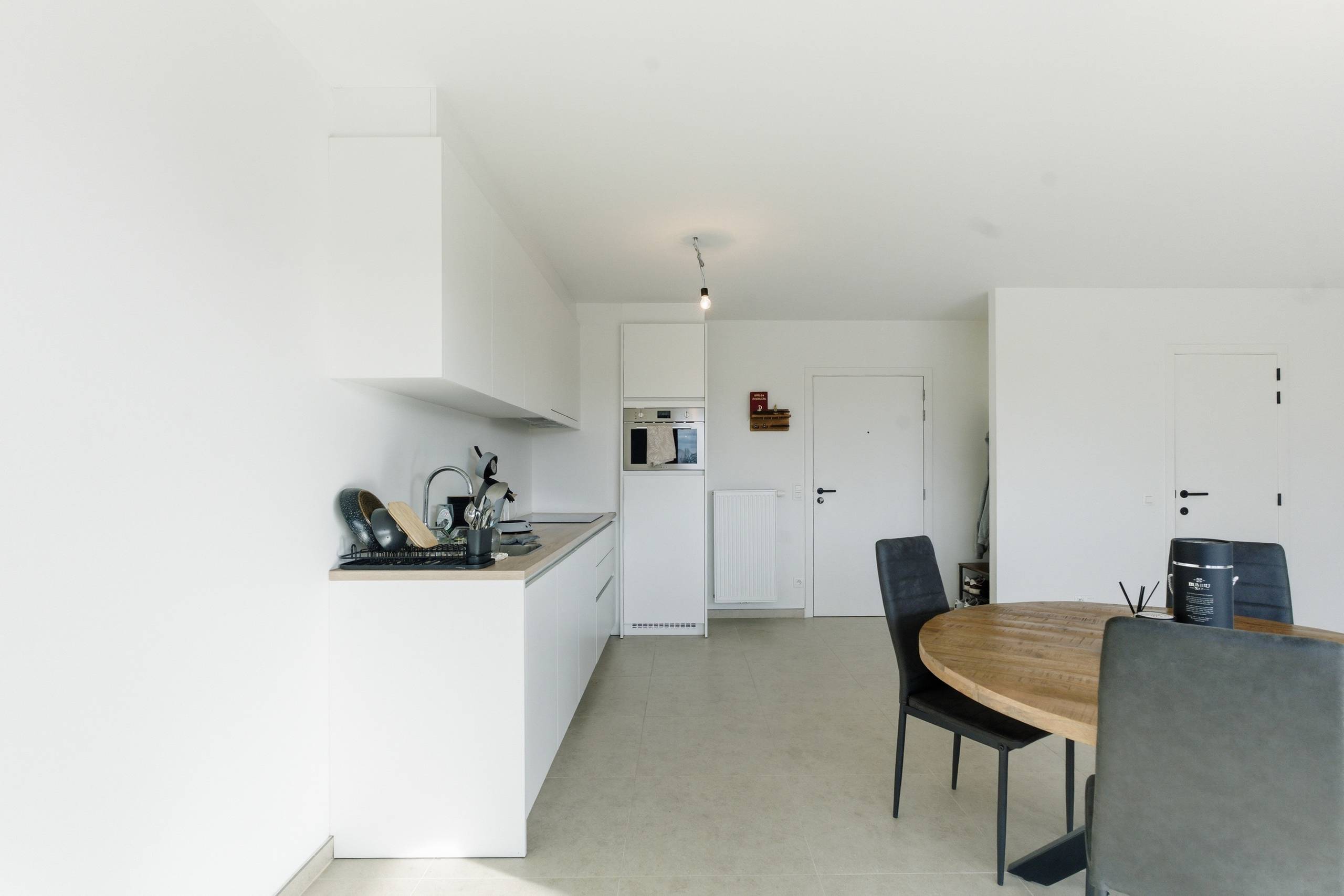 Recent energiezuinig appartement met zonnig terras in Izegem - foto 2