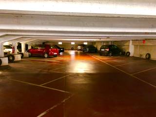 <ul>
<li>étage +3</li>
<li>Emplacement 233</li>
<li>Prix €90/mois</li>
<li>Disponible immédiatement</li>
</ul>