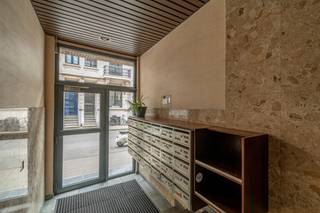 (Bekijk alvast het gunstige EPC, asbestattest en de elektrische keuring via ‘documenten’ op de Wellimmo-site.)Deze instapklare, gemeubelde studio is...