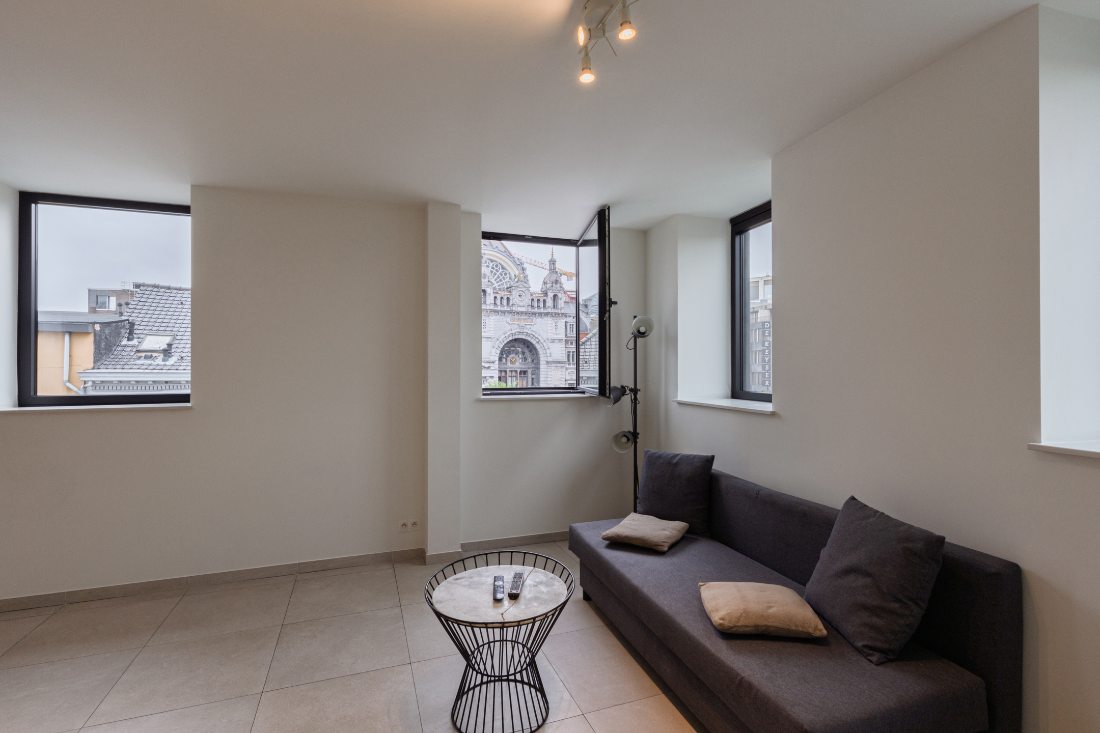ANTWERPEN CENTRUM - Appartement met perfecte bereikbaarheid - foto 3