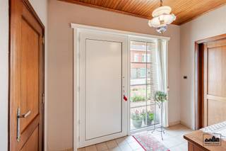 Bent u op zoek naar een ruime woning in een rustige buurt? Of droomt u van een woning met de mogelijkheid om een praktijkruimte aan huis te...