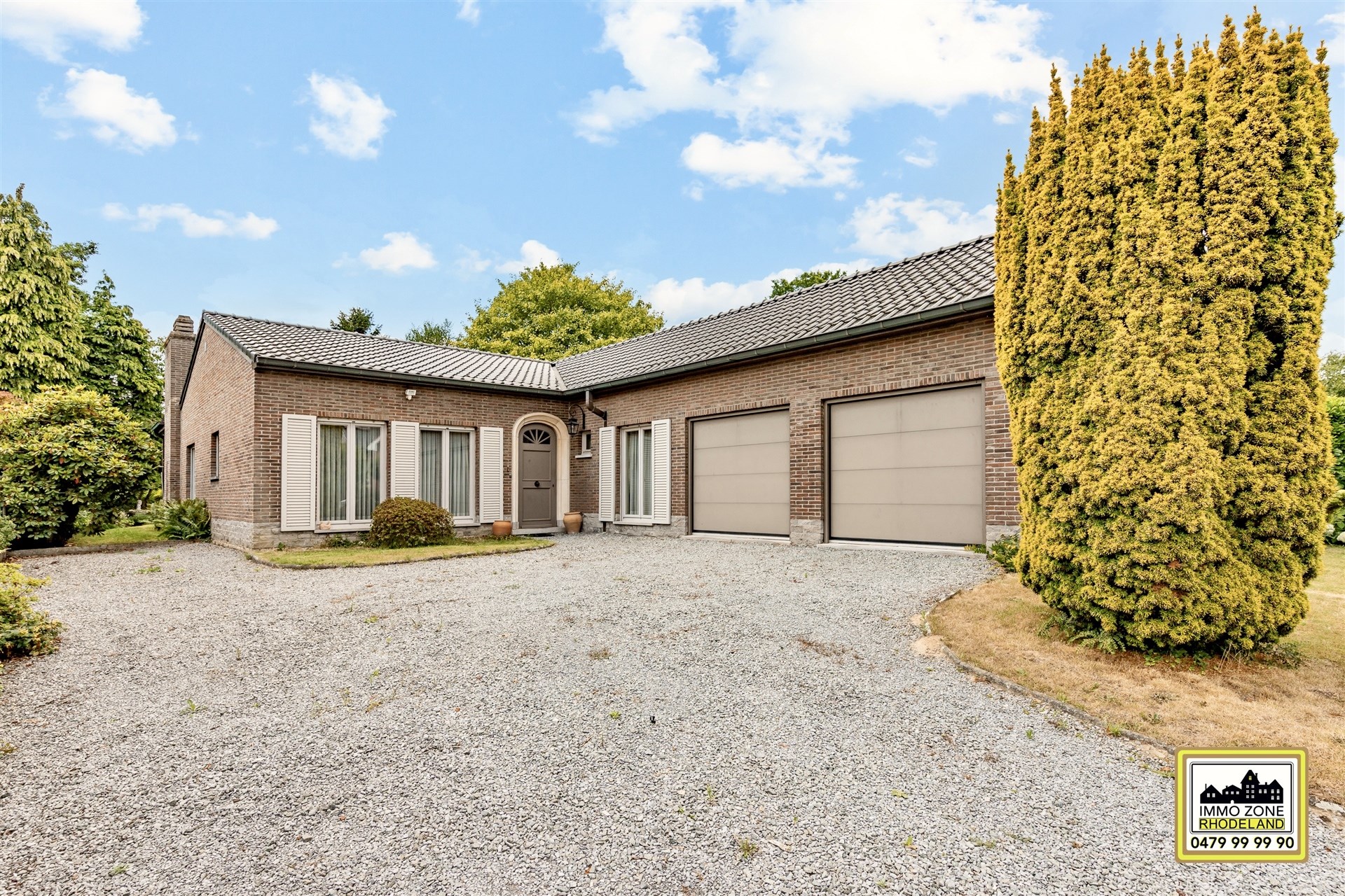 Riante bungalow met 4 slpks, dubbele garage en zonnige tuin - foto 3