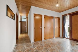 Open bebouwing gelegen in een rustige, doodlopende straat te Gistel. Goed gelegen nabij scholen, centrum Gistel, winkels alsook vlotte...