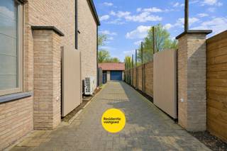 Welkom in Groenestraat 15, een ruime en energiezuinige halfopen bebouwing met EPC label B op een royaal perceel, gelegen in de gegeerde woonwijk...