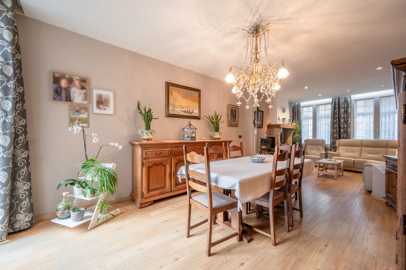 Woning met garage en 6slpk op unieke ligging in hartje Brugge - foto 5