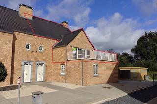 Deze ruime duplex ligt in een recente verkaveling op de Vlekkert te Munsterbilzen (Bilzen-Hoestelt). Ondanks de rustige ligging bevinden...