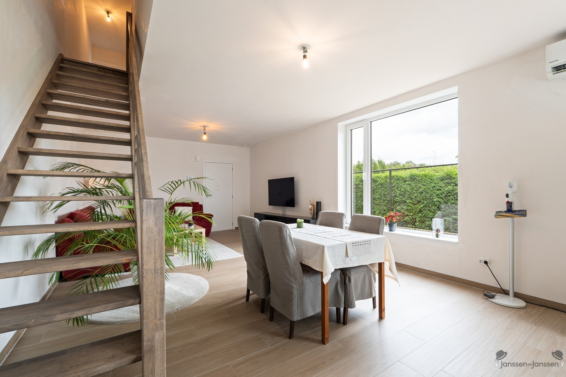 Woning met 3 slaapkamers op rustige locatie - foto 5