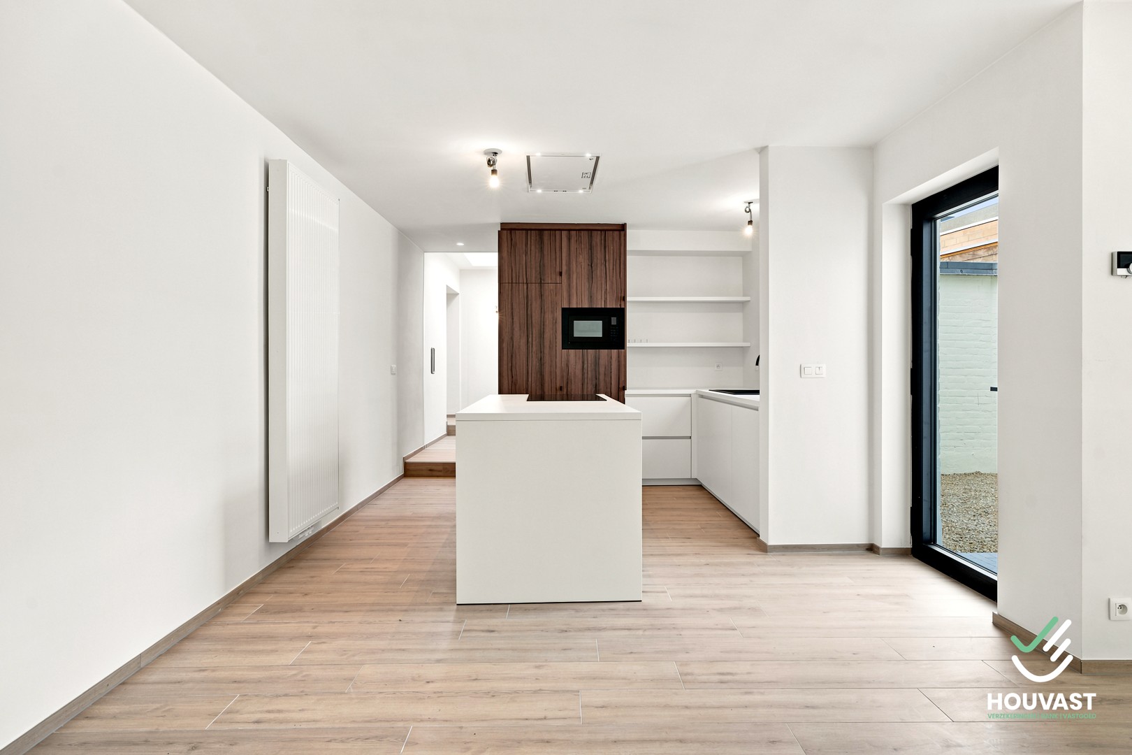 Volledig gerenoveerd appartement met 2 slaapkamers - foto 5