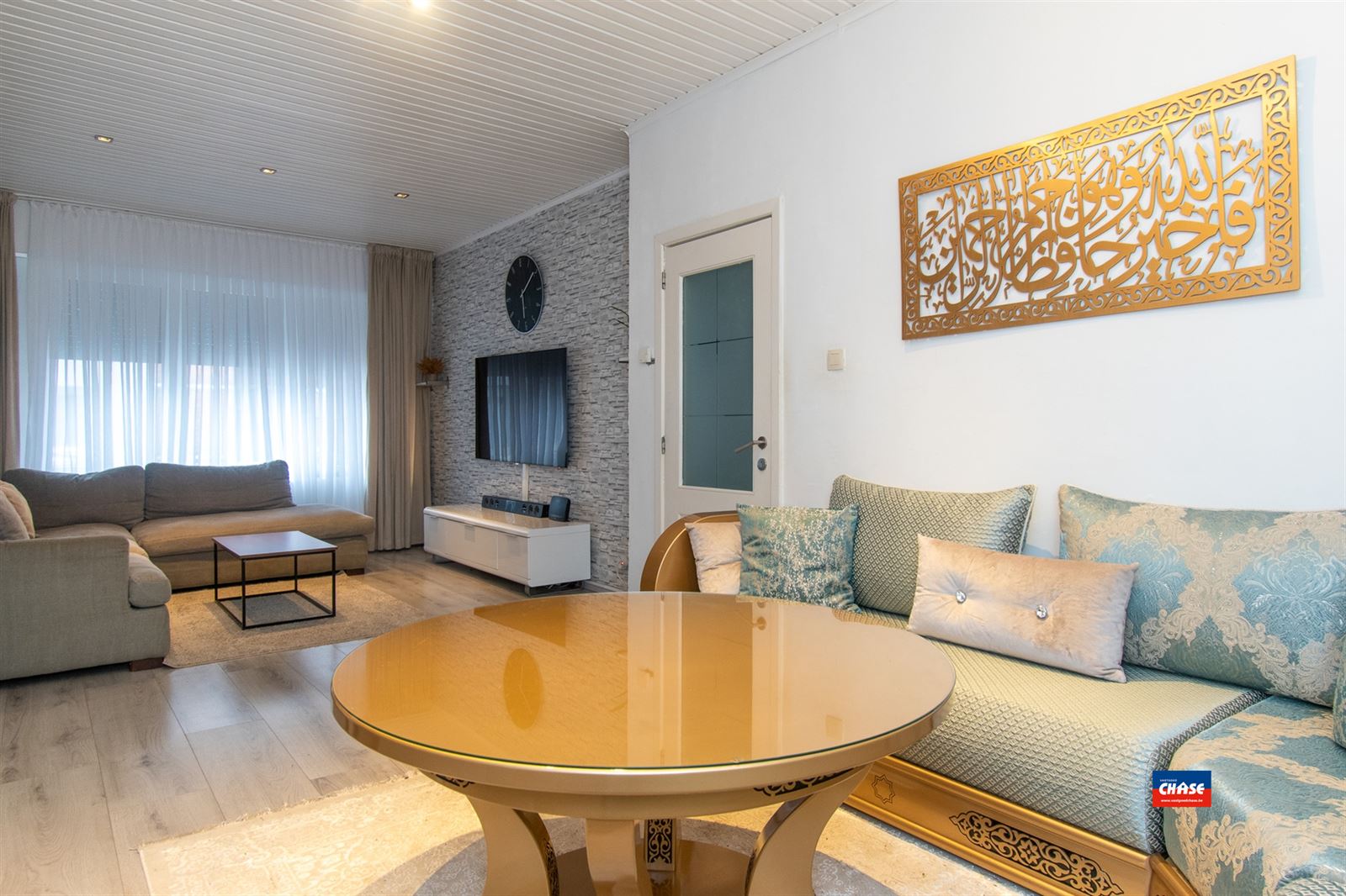 Gezinswoning met vier slaapkamers en tuin - foto 4