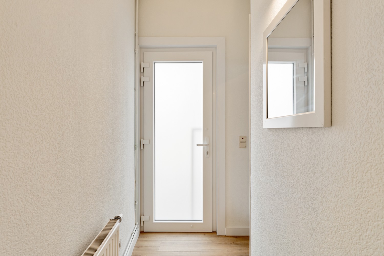 Zeer goed onderhouden en instapklare woning met 2 slaapkamers vlakbij het provinciaal domein te Kessel-Lo ! - foto 2