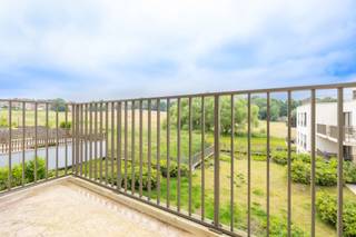 BERCHEM-SAINTE-AGATHE, located in a residential area on the 1st floor of an elegant new building that is part of the ‘High Park’ project,...