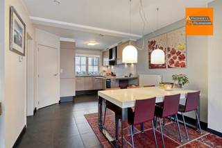 Instapklare triplex met vier slaapkamers in Bierbeek! Op zoek naar een modern en volledig afgewerkt appartement? Dan is deze instapklare triplex in...