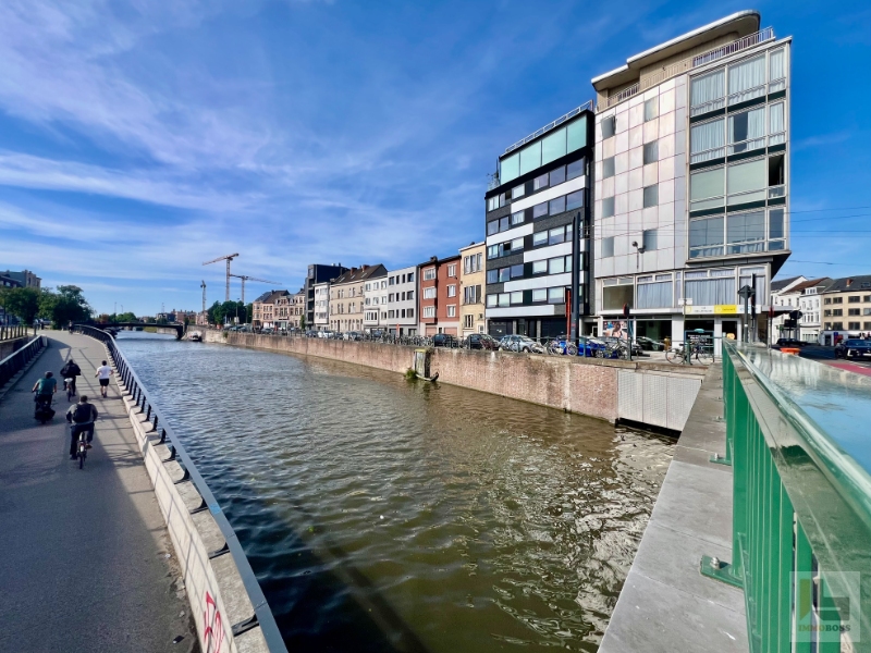 Instapklare studio (35m²) met slaaphoek aan Coupure! - photo 1