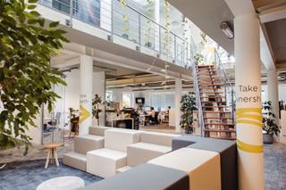 ANDERLECHT - Prachtige locatie in het Riverside Business Park in een unieke omgeving, op een steenworp afstand van de Ring en het openbaar...